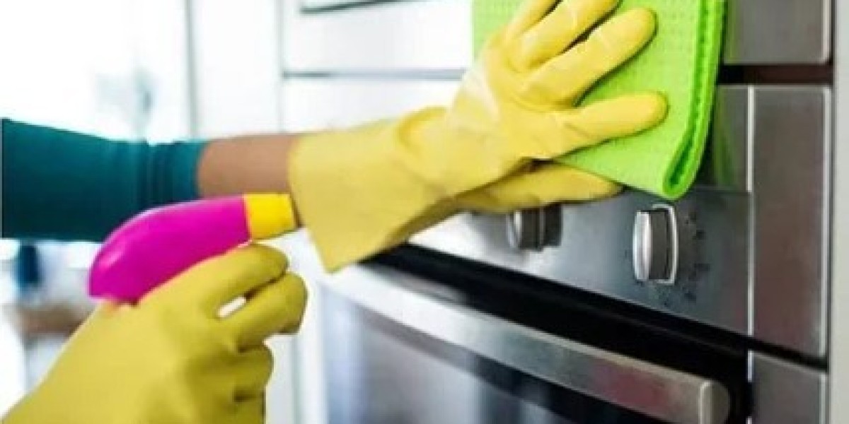 Professional Move-Out Cleaning for Stress-Free Tenancy Handover