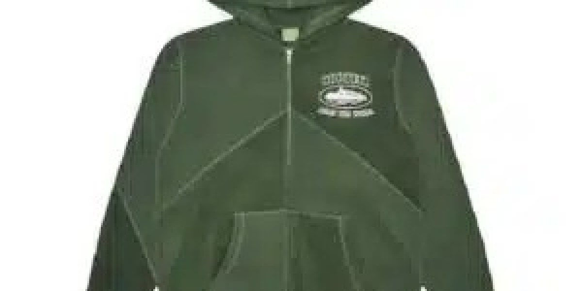 Corteiz Superior V2 Zip Up Hoodie – Forrest Green: A Complete Style and Streetwear Review