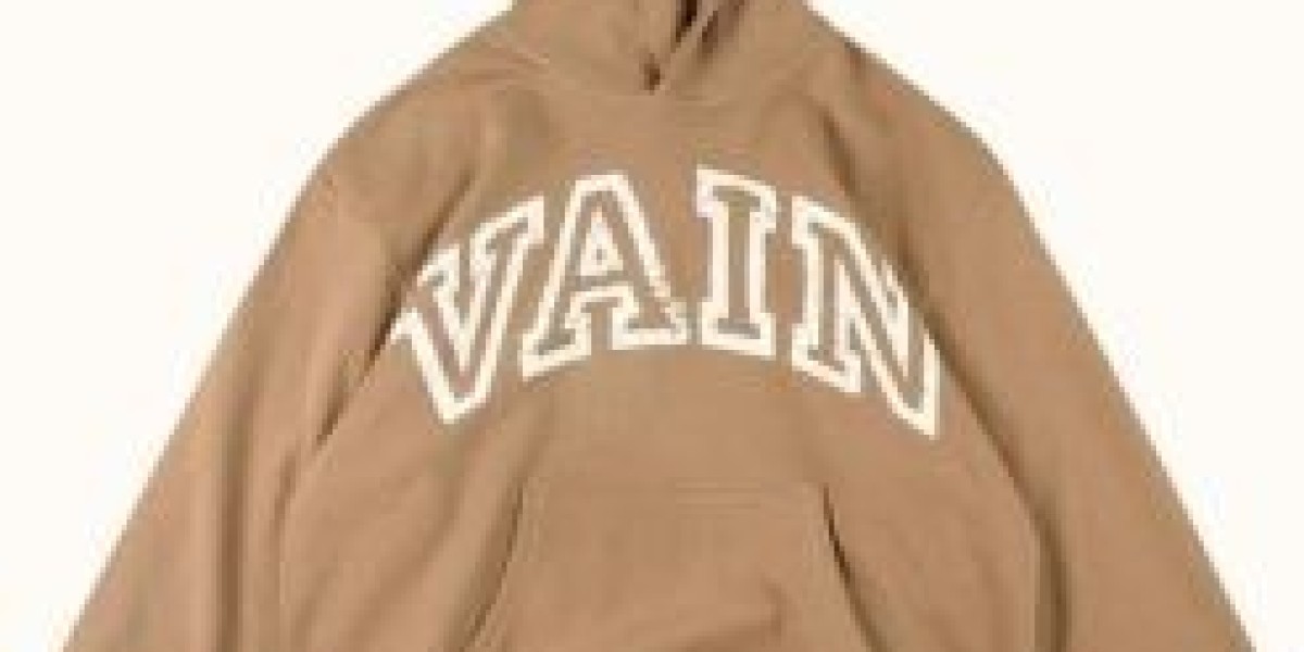 Saint Vanity Hoodie: The Everyday Essential Changing Modern Streetwear