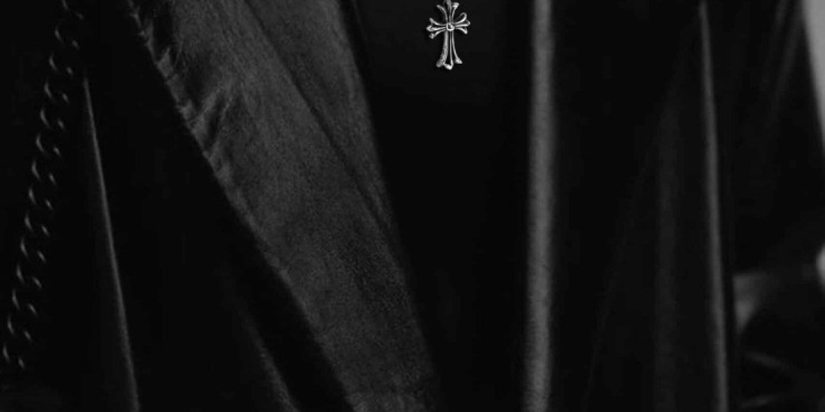 What Makes Chrome Hearts Jewelry a Smart Choice for Modern Style Enthusiasts