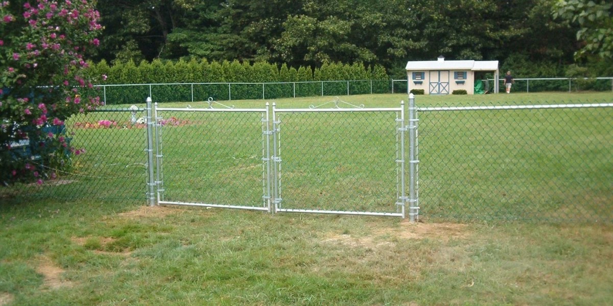 What Makes a Galvanized Chain Link Fence Gate a Smart Choice?