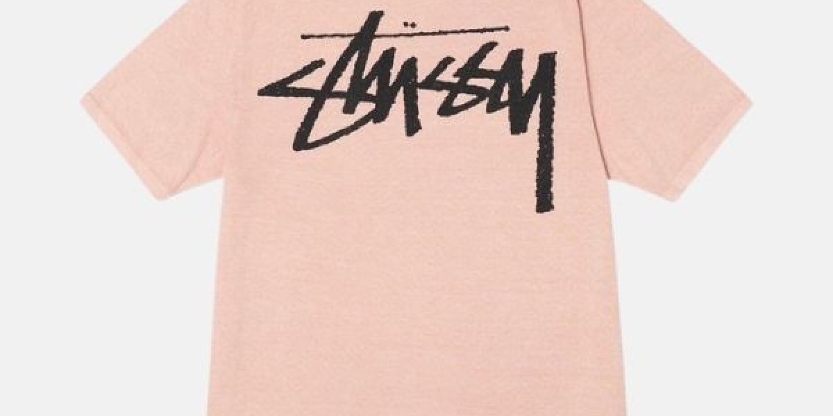 Stussy Honolulu Shirt on Sale: A Style Guide for First-Time Buyers