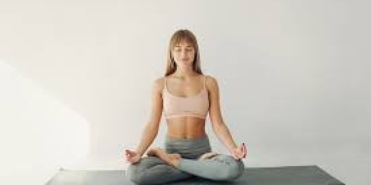 Exploring Yoga Learning Wellness and Adventure During a Rishikesh Stay