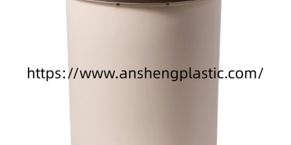 Exploring the Relationship Between Plastic Manufacturing and Home Organization